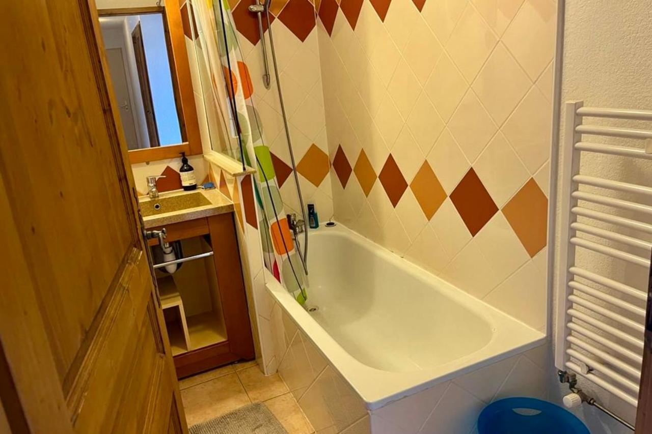 Confortable appt de 55 m avec BALCON-VUE Chamonix Extérieur photo